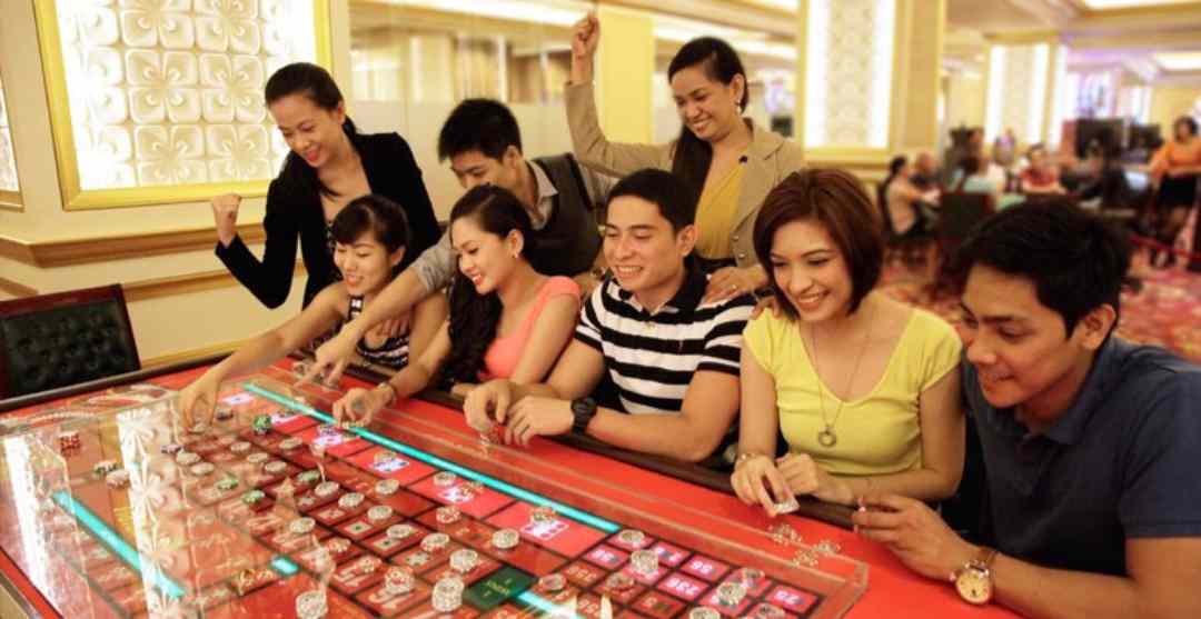 bàn chơi poker hấp dẫn dành cho anh em nào muốn khám phá